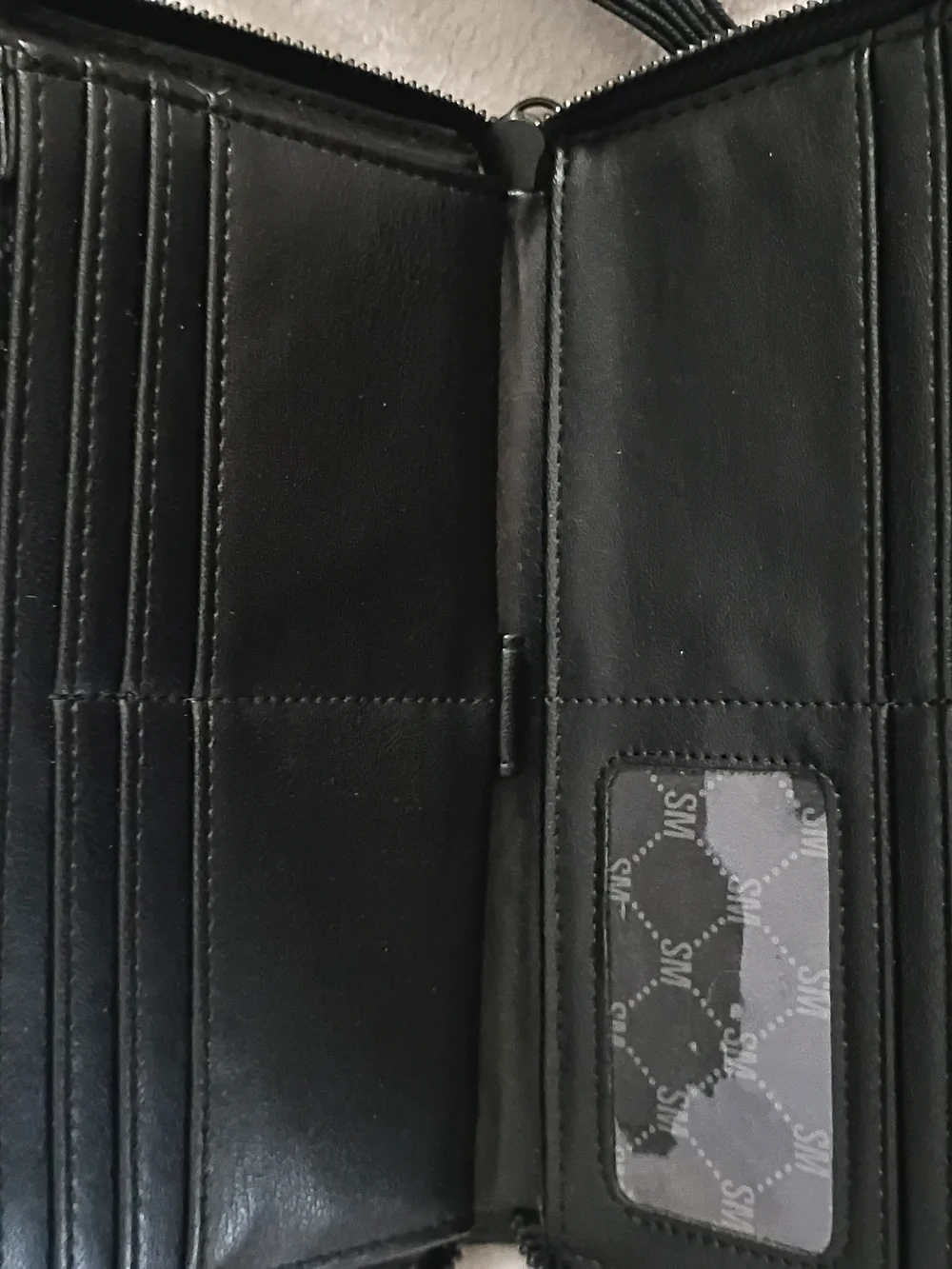Steve Madden Textured Black Zip Wallet with Metal Logo